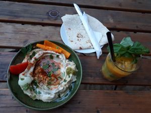 Hummus Teller and kumquat lemonade at Akko Hummus Bar in Leipzig