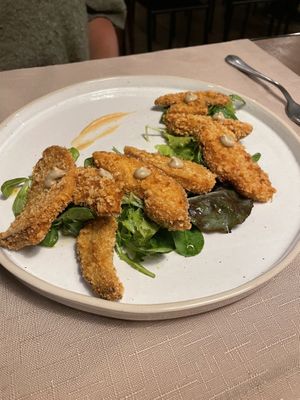 crunchy porcino mushrooms, oriental miate salad, wasabi mayonnaise at Il Papeoto in La Spezia