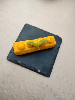 Chickpea Panella with Saffron Mayonnaise and Oregano 🌱 at Il Papeoto in La Spezia