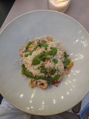 Orecchiette with Confit Tomatoes 🍅, Zucchini 🥒, Vegan Cheese 🧀 and Pesto 🌿 at Il Papeoto in La Spezia