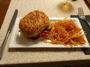 Burger at Il Papeoto in La Spezia