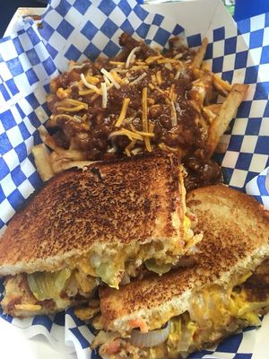 photo credit Stephanie W
vegan chili cheese fries and vegan "tuna" melt at Seed Ranger in Ventura