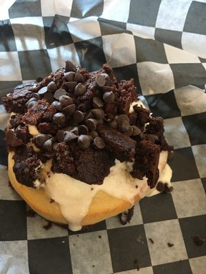 Roll with butterscotch frosting, brownie bits, and chocolate chips. delicious!! at Cinnaholic in Lancaster