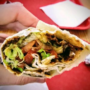 cigkofte wrap with fresh vegetables - spicy or extra spicy at Lagash in Antwerpen