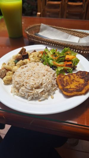 Almuerzo at Zen Wei in Riobamba