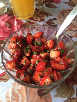 Strawberries with fresh mint at Krishna Bhog in Huaraz