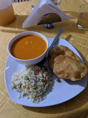 Chickpea curry with rice at Krishna Bhog in Huaraz