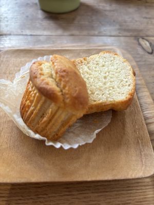 Coconut muffin  at Medel Deli  in Tokyo