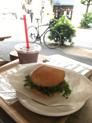 Tempeh Burger (vegan) and Açai Smoothie at Medel Deli  in Tokyo