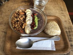 Acai bowl and brown rice onigiri lunch at Medel Deli  in Tokyo