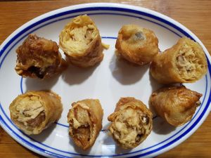 Rouleau impérial  at Bodhi Vegan in Paris