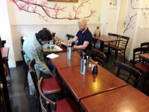 Small but fun atmosphere at Bodhi Vegan in Paris