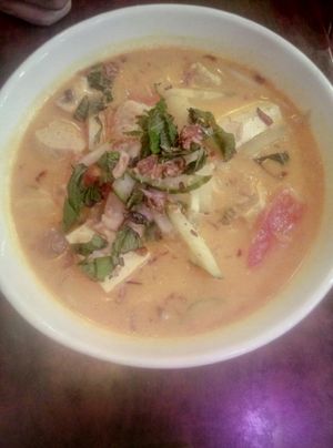 Thai soup at Bodhi Vegan in Paris