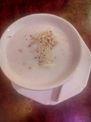 Banana dessert at Bodhi Vegan in Paris