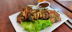 Galettes de légumes variés at Bodhi Vegan in Paris