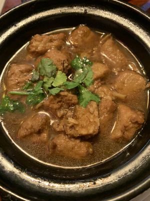 Caramelized chicken thing  at Bodhi Vegan in Paris