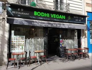 Restaurant seen from outside at Bodhi Vegan in Paris