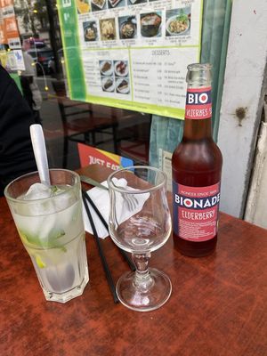 Fresh Lemonade at Bodhi Vegan in Paris