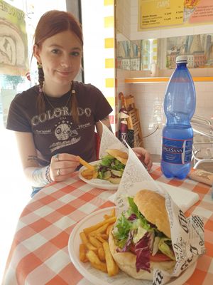 Quick to decide what to eat here 😂 at ViP Burger in Ercolano