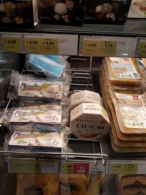 vegan cheese at Bio-Planet in Kortrijk