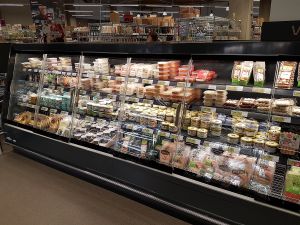 'veggie' fridge at Bio-Planet in Kortrijk