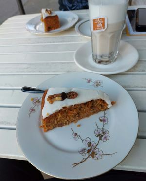 Vegan carrot cake & soy milk chai latte at Cafe Sahneweiss in Bonn