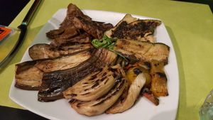 Verdure grigliate dell'orto = Grilled Veggies at Piperita in Casalnuovo Di Napoli