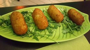 Fried potato with tofu inside (eaten on Dec 5, 2017) at Piperita in Casalnuovo Di Napoli