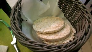 Gluten free "bread" = rice cakes at Piperita in Casalnuovo Di Napoli