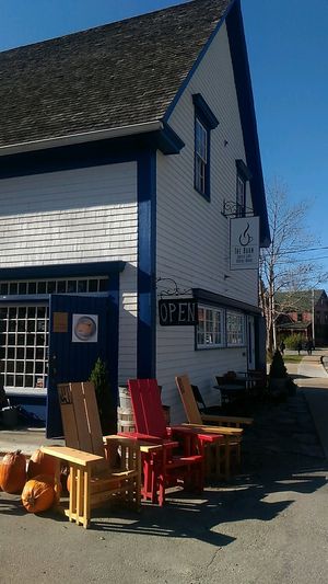 outside at The Barn Coffee in Mahone Bay