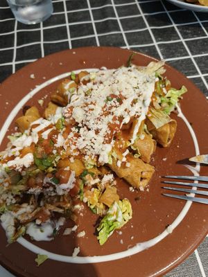 Flautas veganas at La Doña Gastronomia Mexicana in Gijon
