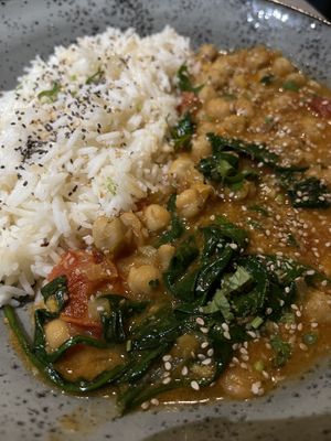 Tikka masala  at Tables - Maybe closed in Ferrel