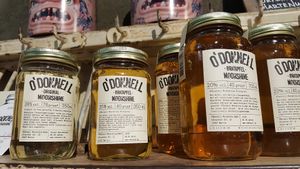 Alkohol zu kaufen at Bidges & Sons Reeperbahn in Hamburg