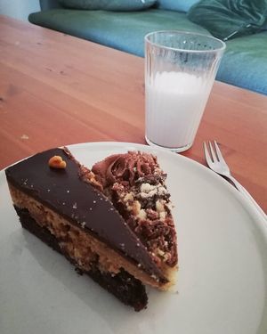 Torte (gekauft über togoodtogo) at Bidges & Sons Reeperbahn in Hamburg