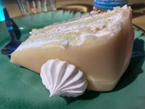 cake at Bidges & Sons Reeperbahn in Hamburg