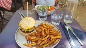 One of their burger, excellent ! at Oh My Greens in Montpellier