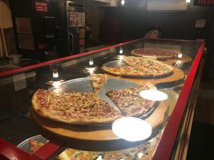 vegan pizzas at Sizzle Pie in Brooklyn