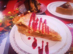 Tarte rhubarbe at La Palette Vintage in Charroux