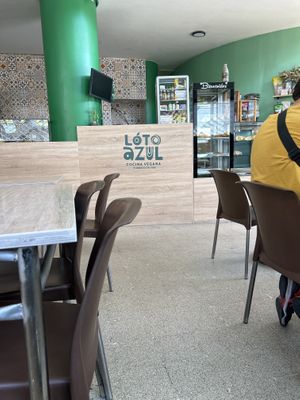 Interior #Veganuary at Loto Azul Vegetariano in Bogota