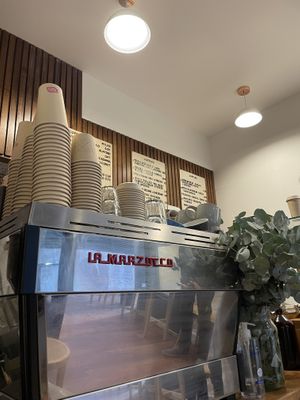 Atmosphere  at Union Kiosk in Melbourne