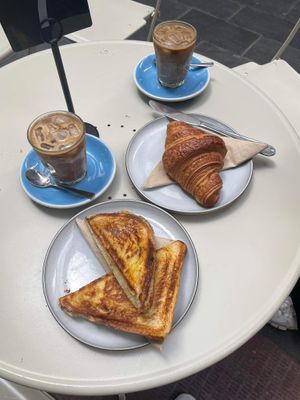  at Union Kiosk in Melbourne