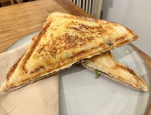 MUSHROOM, BASIL, SPINACH + MOZZARELLA  GF  at Union Kiosk in Melbourne
