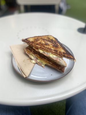 Scrambled tofu, ham, cheese and hollandaise jaffle #Veganuary at Union Kiosk in Melbourne