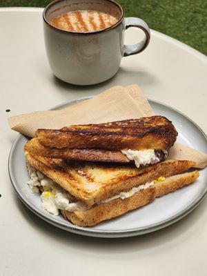 Tofu scramble jaffle at Union Kiosk in Melbourne