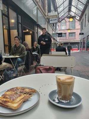 Yum at Union Kiosk in Melbourne