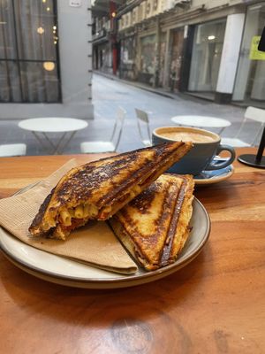 Mac n cheeze toastie  at Union Kiosk in Melbourne