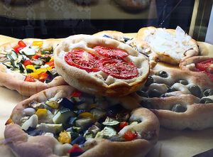Focaccia with veggies  at Britta Take Away in Riomaggiore
