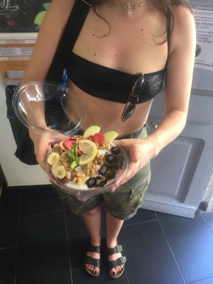 Smoothie bowl 🖤 at Britta Take Away in Riomaggiore