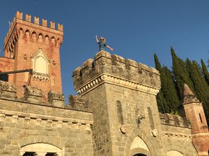The castle at Ristorante Castello di Valenzano in Subbiano