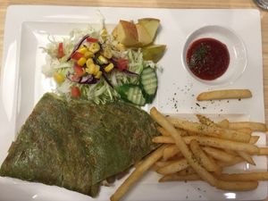 Mushroom Pesto Omelette at Cheerful Chef in Taipei